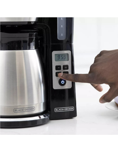 Cafetera Black Decker 12 Tazas Programable Térmica Digital Con Jarra De Acero Inox