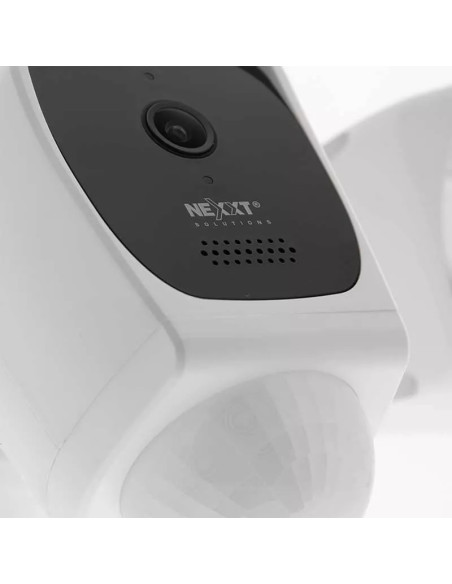 Cámara Nexxt De Seguridad Wi-Fi Visión 150 Grados 10Mts 2 Focos Ext Hasta 128 GB Nocturno