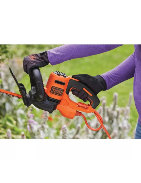 Cortador De Arbustos Black Decker Hoja De Acero 22 Pulg 4Amp 3600 Cpm Trazos Tomate