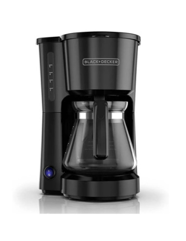 Cafetera Black Decker-5 Tazas-Filtro Permanente-Boton Encendido Y Apagado-Negra