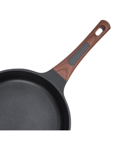Sarten Resto Antiadh. Diseño 3D 24 cm Ancho 5.5 cm Alto Aluminio-Mango Madera Todo Tipo De Cocina Negro