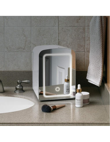Enfriador Chefman Portátil 4 L Puerta Con Espejo Y Luz LED Ajuste Frío-Caliente Blanca